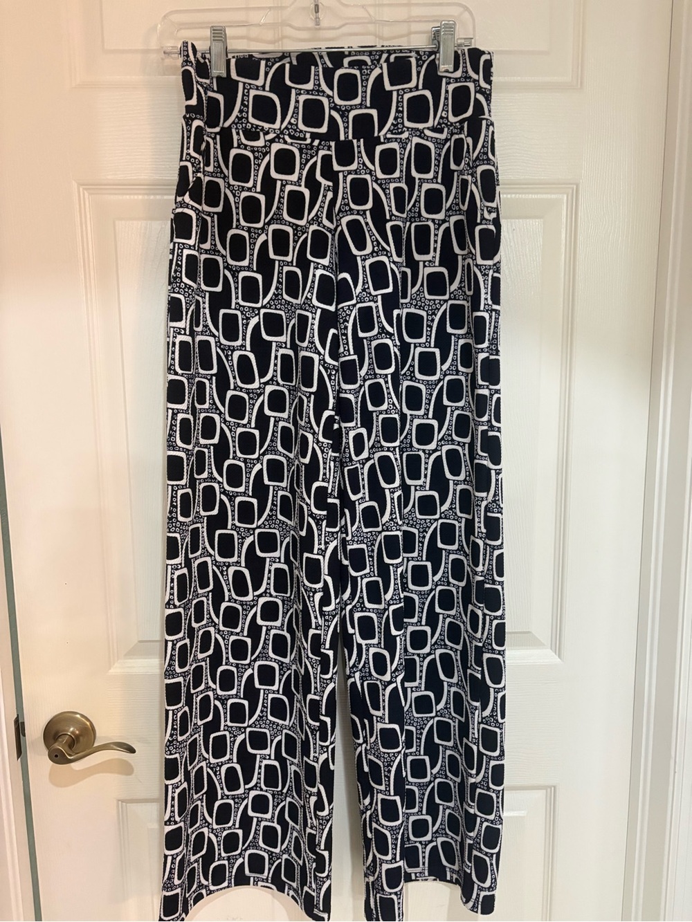 Clara Sun Woo Straight Leg Geometric Print Pants - Navy  & White — Medium.
